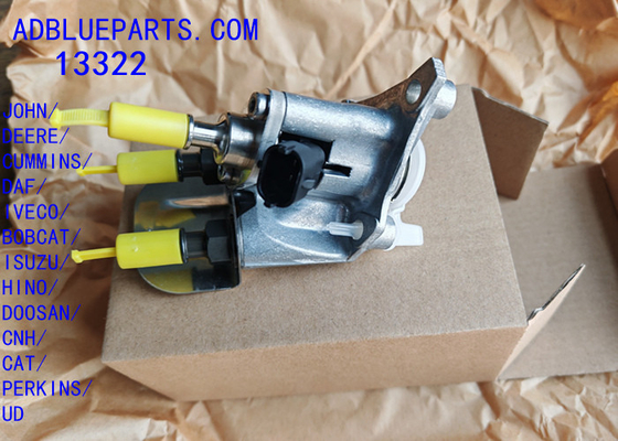 13322 OEM BOSCH デフドーシングユニット / ユーレアノズル / ドーシングモジュール 13322 アドブルーインジェクターノズル ジョーン・ディール・カミンズ DAF IVECO BOBCAT ISUZU HINO DOOSAN CNH CAT PERKINS UDのためのドーシングノズル