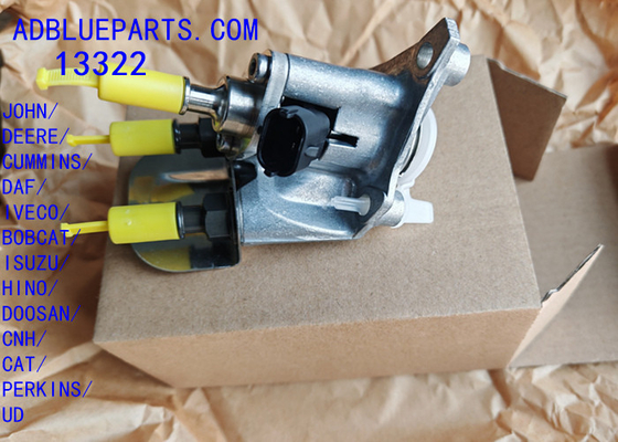 13322 OEM BOSCH デフドーシングユニット / ユーレアノズル / ドーシングモジュール 13322 アドブルーインジェクターノズル ジョーン・ディール・カミンズ DAF IVECO BOBCAT ISUZU HINO DOOSAN CNH CAT PERKINS UDのためのドーシングノズル