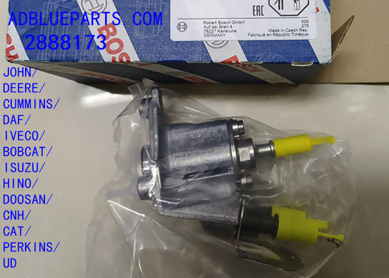 2888173 OEM BOSCH デフドーシングユニット / ユーレアノズル / ドーシングモジュール 2888173 アドブルーインジェクターノズル ジョーン・ディール・カミンズ DAF IVECO BOBCAT ISUZU HINO DOOSAN CNH CAT PERKINS UDのためのドーシングノズル