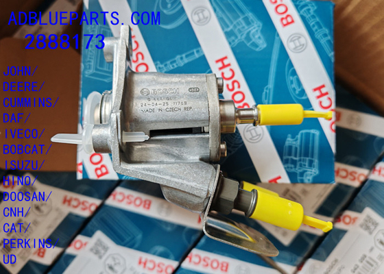 2888173 OEM BOSCH デフドーシングユニット / ユーレアノズル / ドーシングモジュール 2888173 アドブルーインジェクターノズル ジョーン・ディール・カミンズ DAF IVECO BOBCAT ISUZU HINO DOOSAN CNH CAT PERKINS UDのためのドーシングノズル
