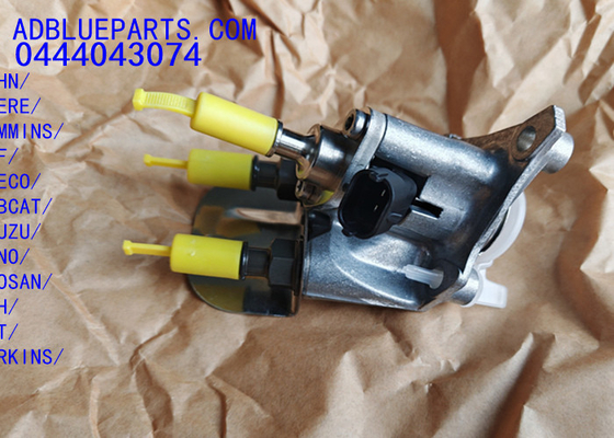 0444043074 OEM BOSCH デフドーシングユニット / ユーレアノズル / ドーシングモジュール 0444043074 アドブルーインジェクターノズル ドーシングノズル John Deere Cummins DAF IVECO BOBCAT ISUZU HINO DOOSAN CNH PER CATKINS UD